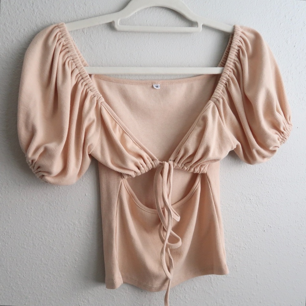 NWOT Cream Cotton Citizen Puff Sleeve Tie Front Blouse